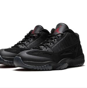 Jordan Retro 11 Low Referee Sz 8M